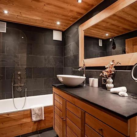 Apartment Whymper By Homeflow
